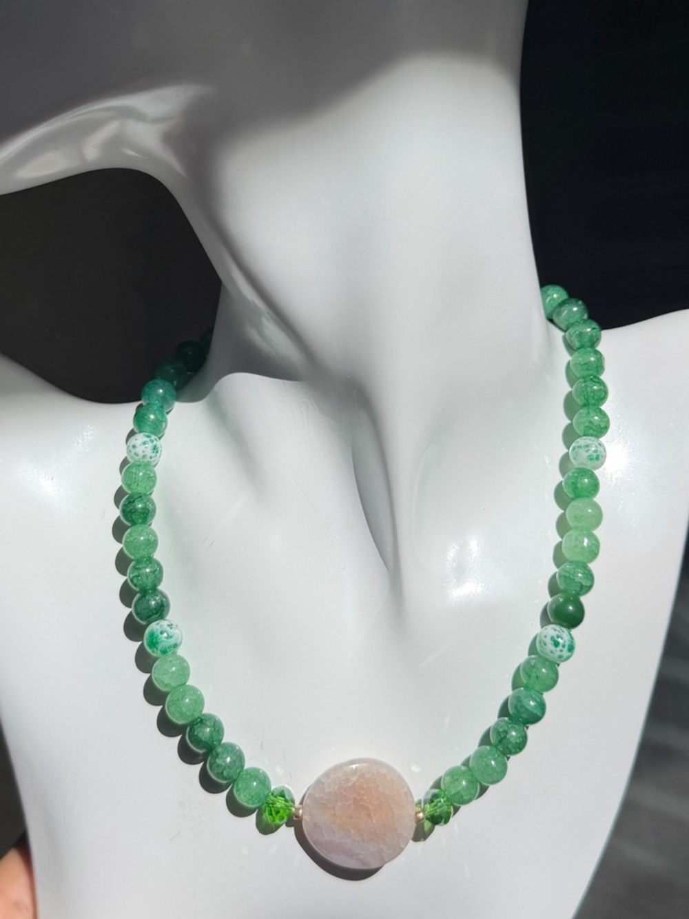 Artisan Czech glass Green Beaded Necklace with Center agate stone - Picture 3 of 4
